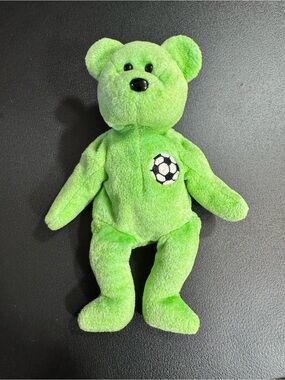 Ty Beanie Baby Green Plush Bear with Soccer Ball Patch “Kicks” VINTAGE